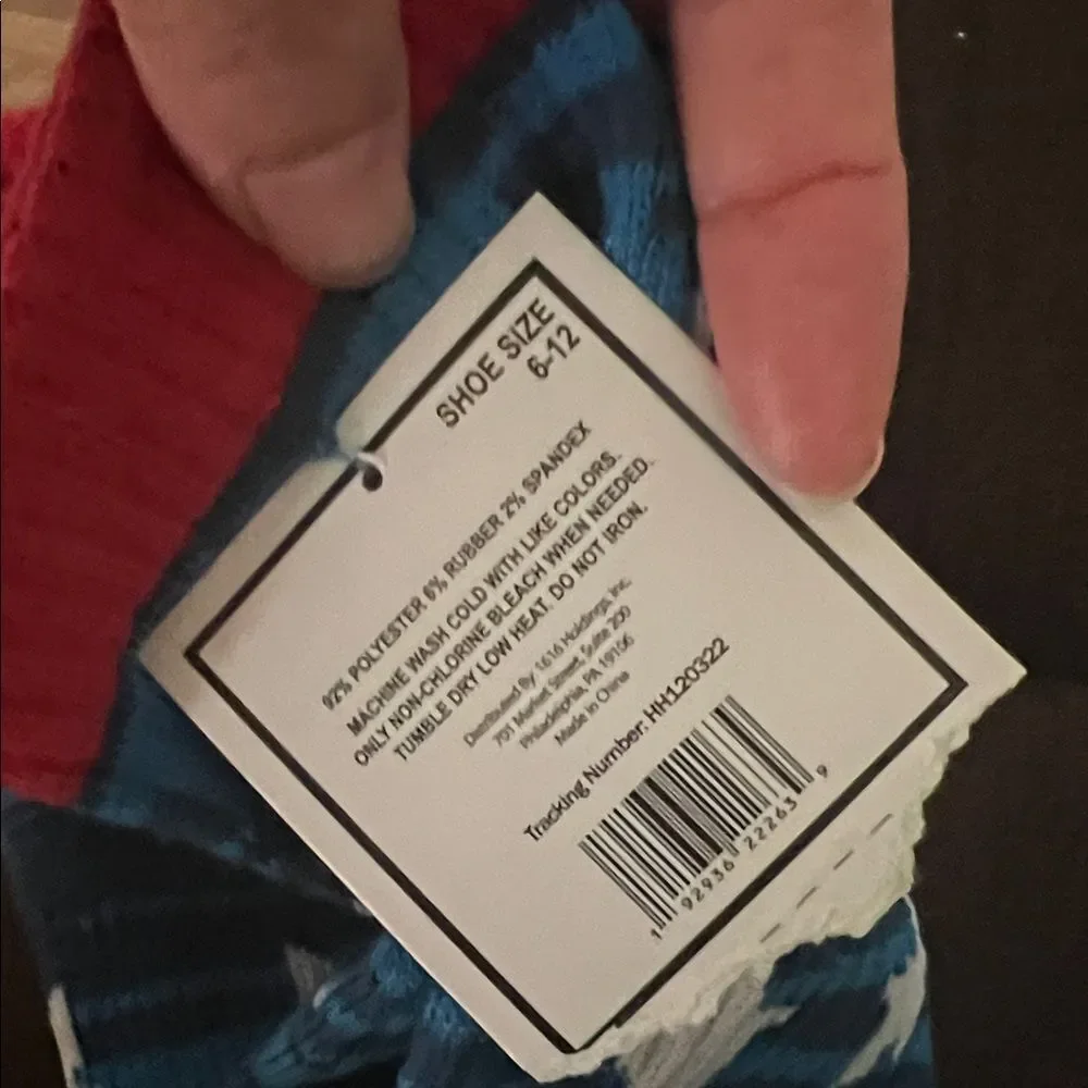 #116+ Red and Blue Star Patterned Unisex Socks